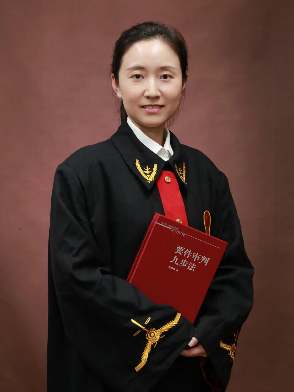 陈宇琦<a target='_blank' style='color: rgb(23, 81, 153);text-decoration: none;cursor:pointer;' href='https://www.mylawcn.com/tag/faguan'>法官</a>